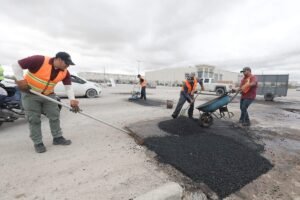 Municipio intensifica trabajos en Talamás Camandari tras lluvias; prevé recuperar movilidad entre lunes y martes