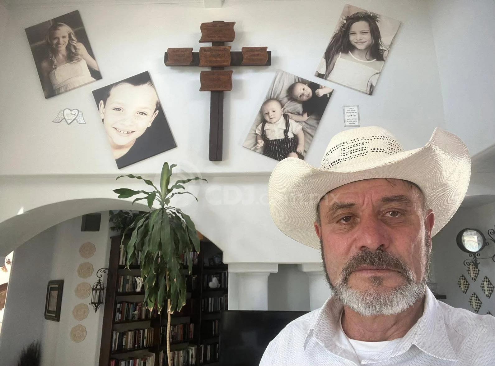 “¿10 años de cárcel es lo que vale la vida de mi familia?”: Adrián LeBarón exige justicia