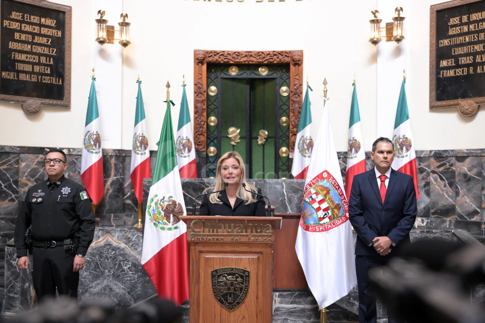 Nombra Maru Campos a Gilberto Loya encargado de Fiscalía; Luis Aguirre asume la SSPE