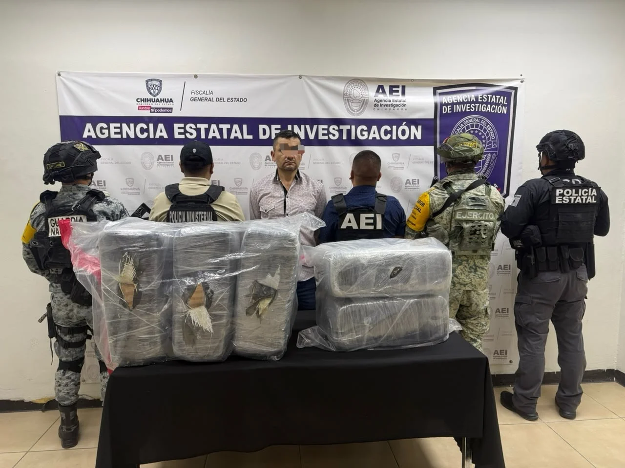 Detienen a hombre con cinco paquetes de mariguana; aseguraron 55 kilos en Juárez