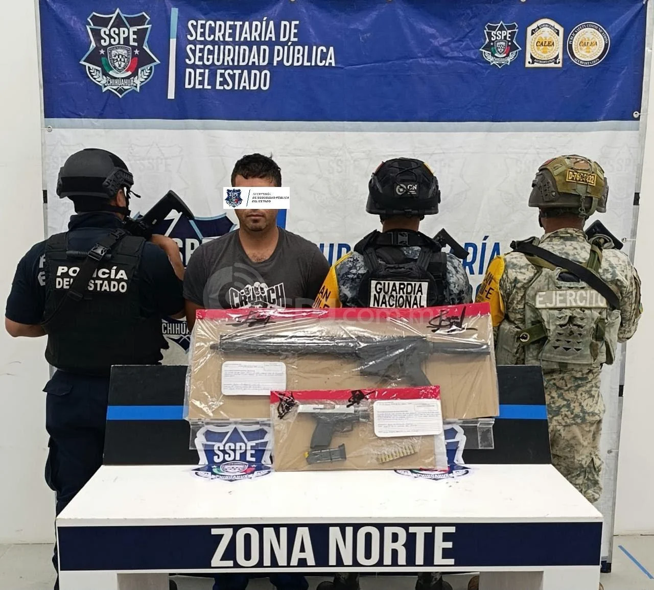 Detienen a hombre con dos armas en el Valle de Juárez; aseguran otra en camioneta robada